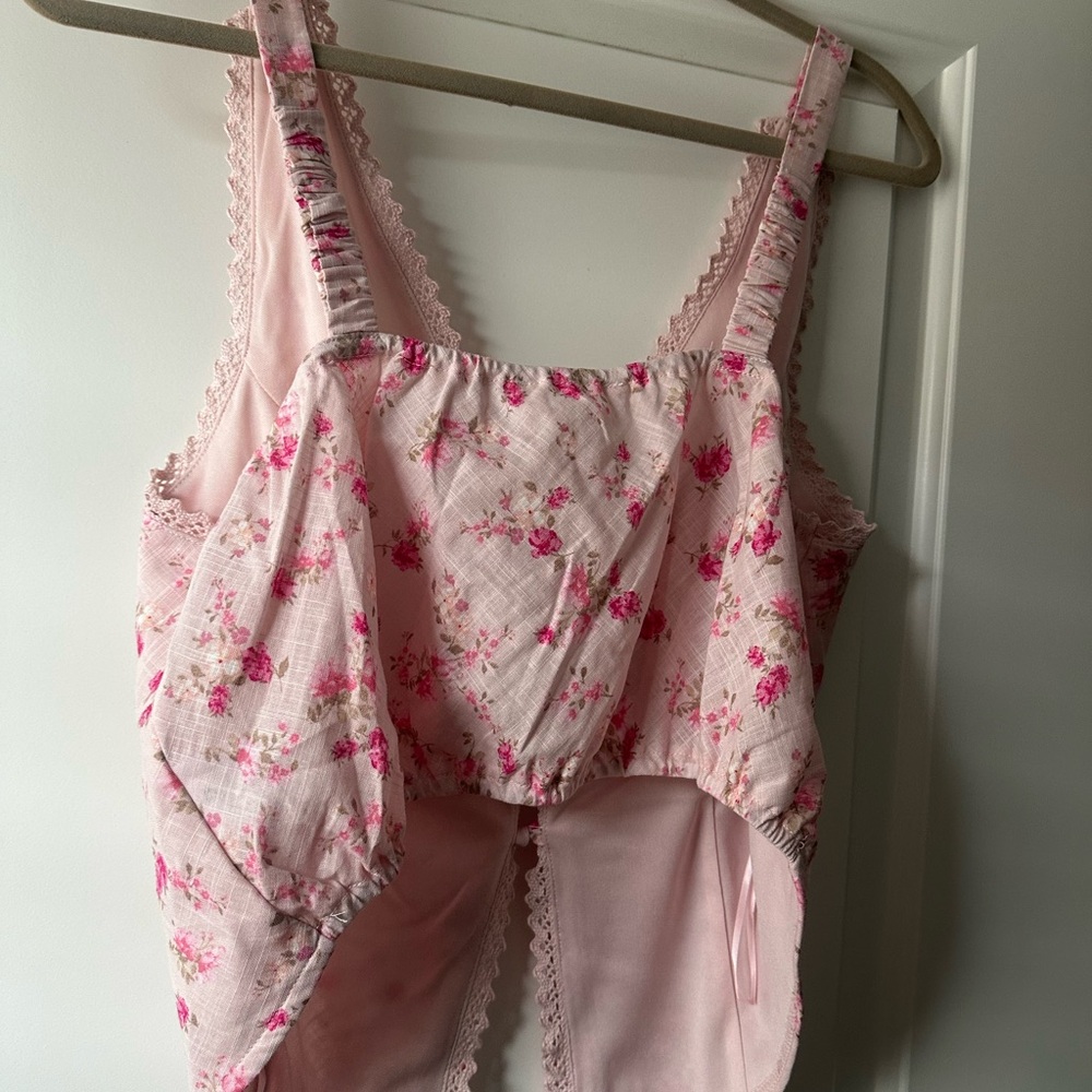 Pink Rose Pink Floral Lace-Trim Tie-Front Tank - Picture 5 of 7